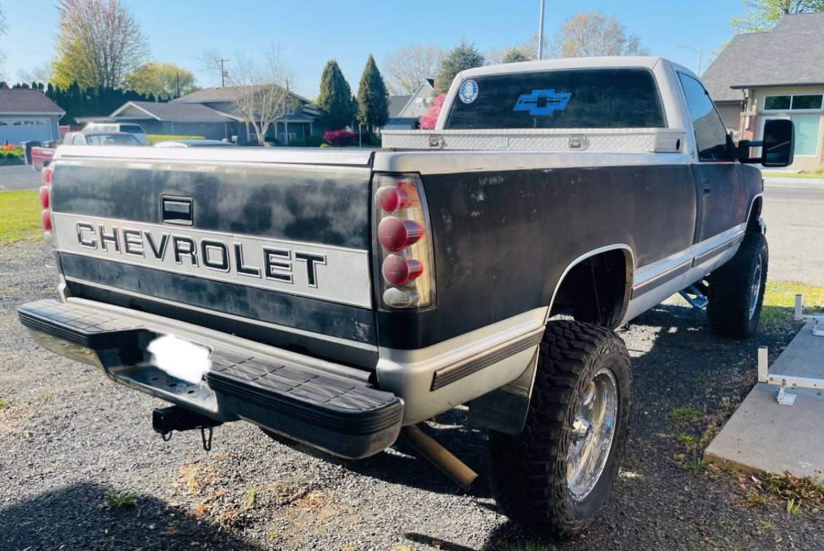 Chevy-silverado-2500hd-1988-black-4