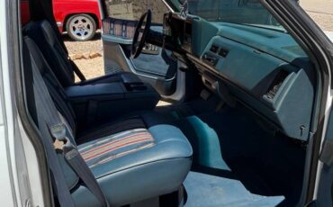 Chevy-silverado-3500-1992-white-16