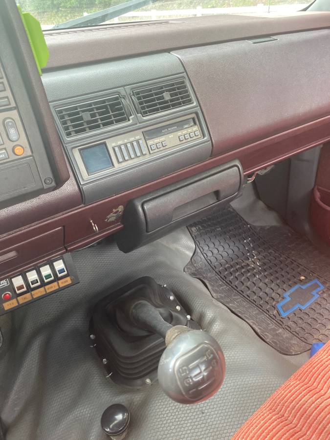 Chevy-silverado-3500hd-1994-white-3