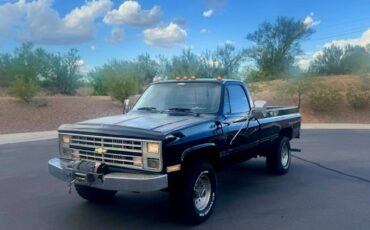 Chevy-silverado-3500hd-4x4-1987-black-1