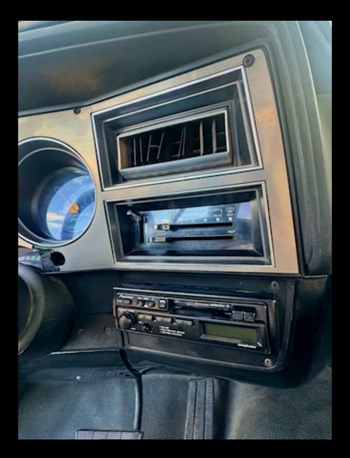 Chevy-silverado-3500hd-4x4-1987-black-8
