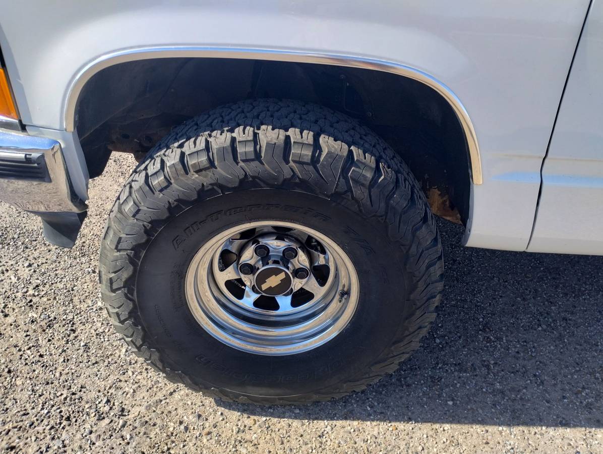 Chevy-silverado-diesel-1994-white-1