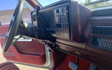 Chevy-silverado-diesel-1994-white-10