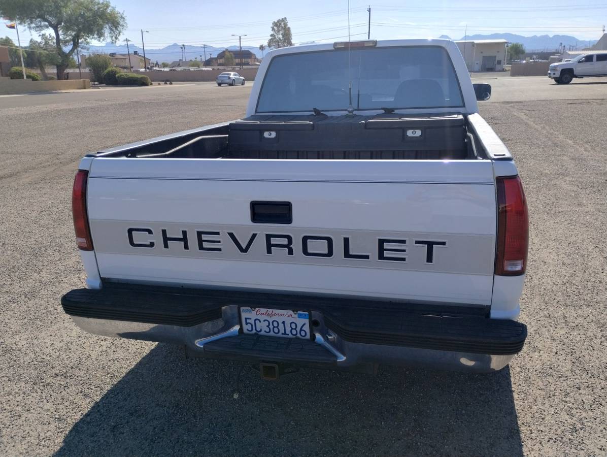 Chevy-silverado-diesel-1994-white-14