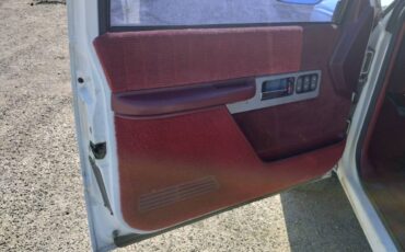 Chevy-silverado-diesel-1994-white-16