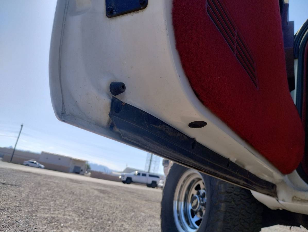 Chevy-silverado-diesel-1994-white-3