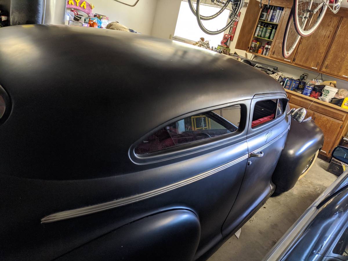 Chevy-special-deluxe-1941-black-5