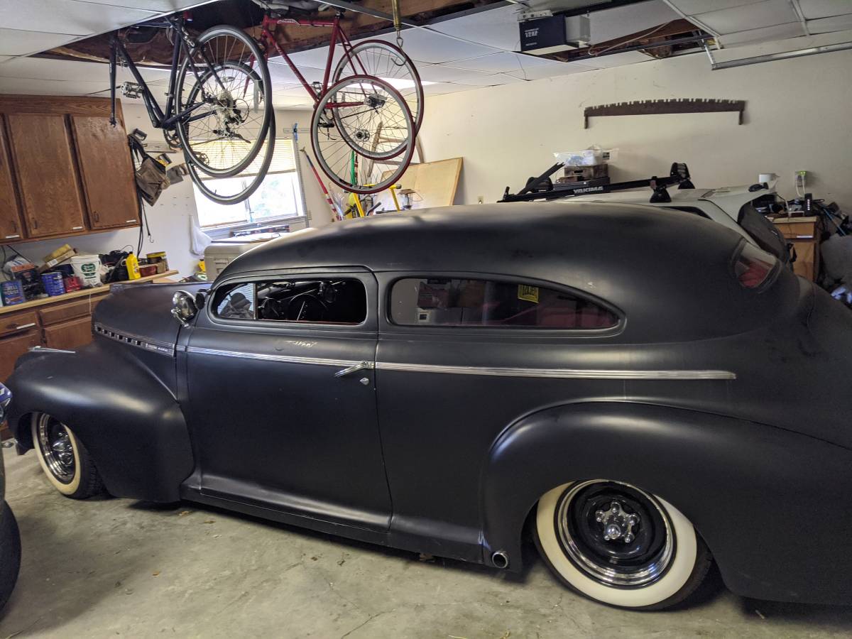 Chevy-special-deluxe-1941-black-6