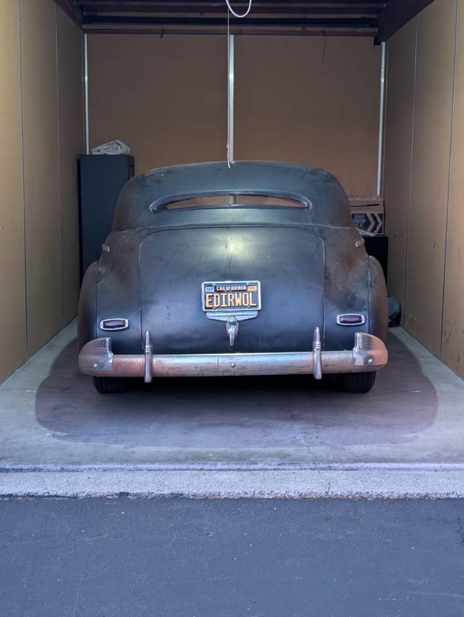 Chevy-special-deluxe-1941-black
