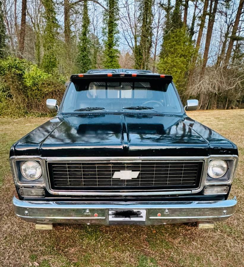 Chevy-square-body-1974-2