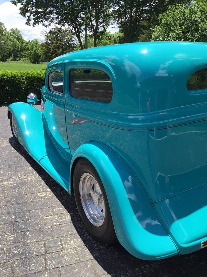 Chevy-street-rod-1934-blue-17