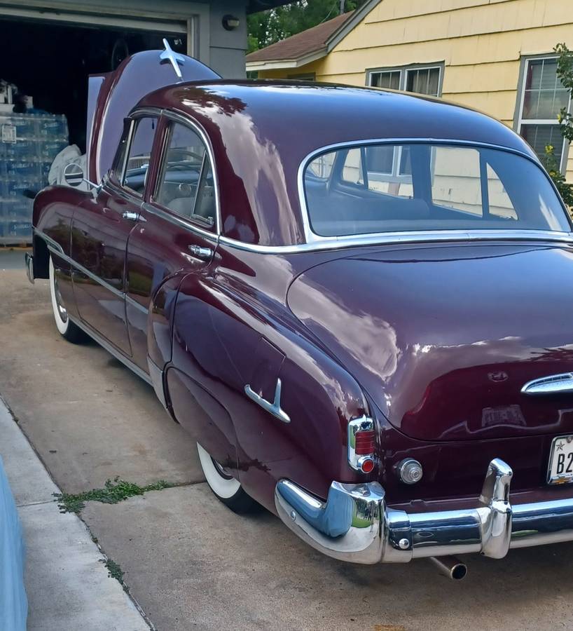 Chevy-styleline-deluxe-1951-red-1