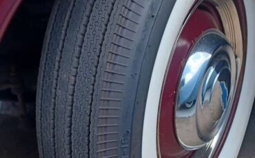 Chevy-styleline-deluxe-1951-red