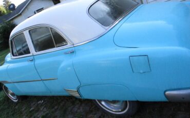 Chevy-styleliner-1951-4