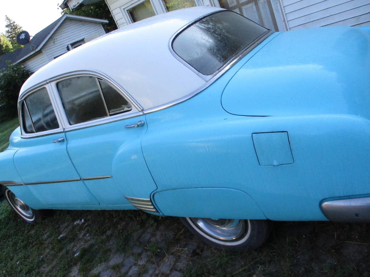 Chevy-styleliner-1951-4