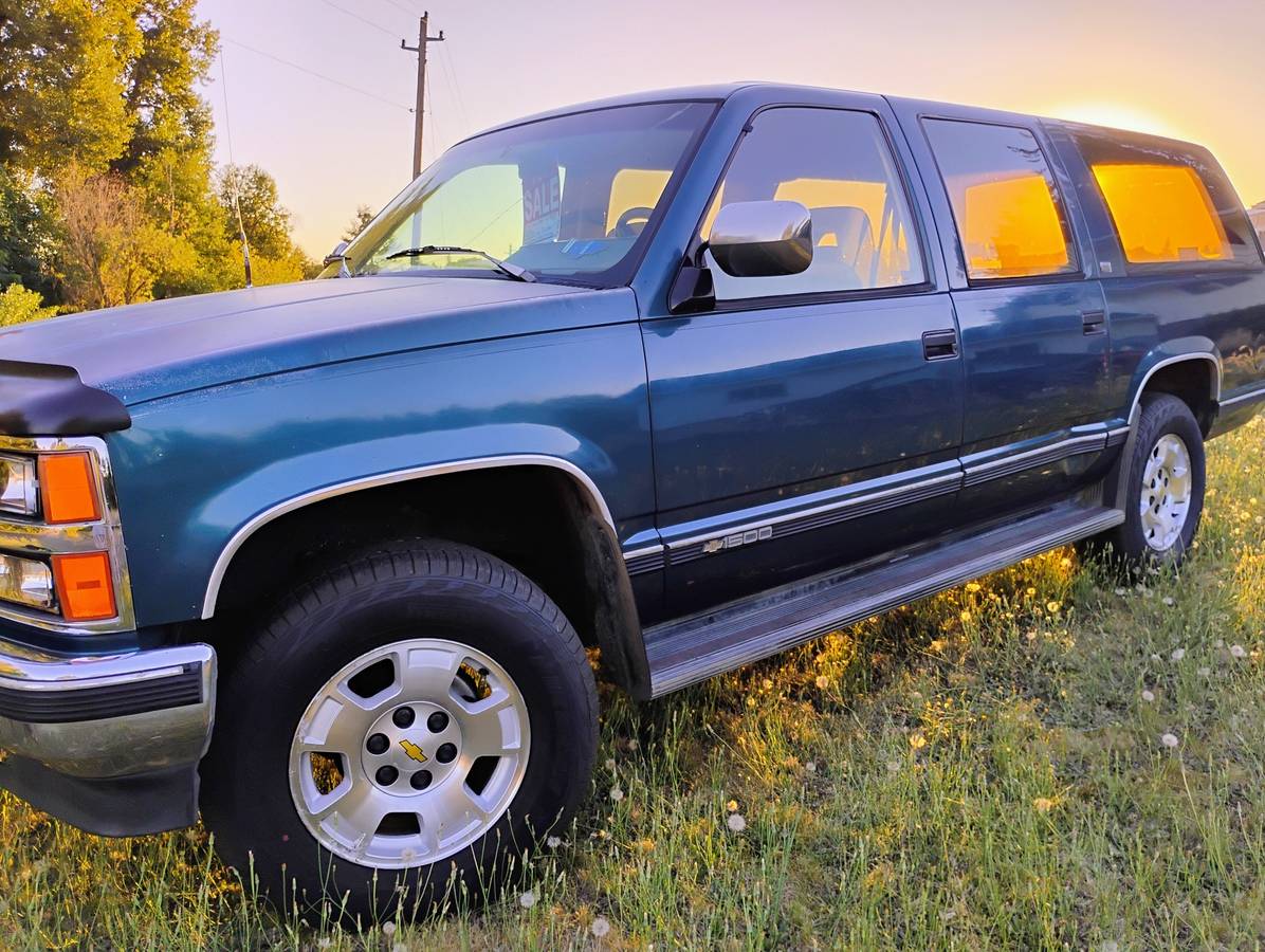 Chevy-suburban-1500-1992-3