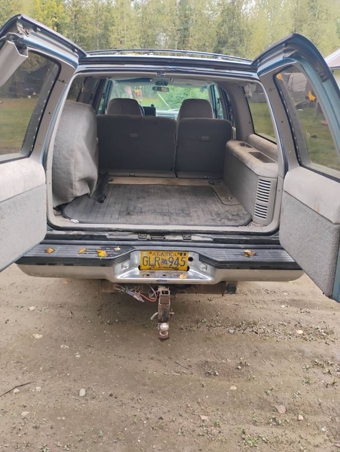 Chevy-suburban-1500-1993-blue-2