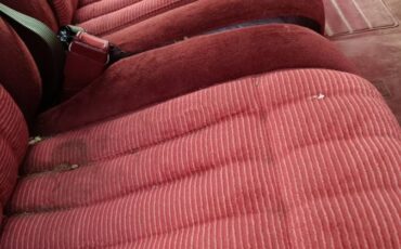 Chevy-suburban-1500-1994-red-10