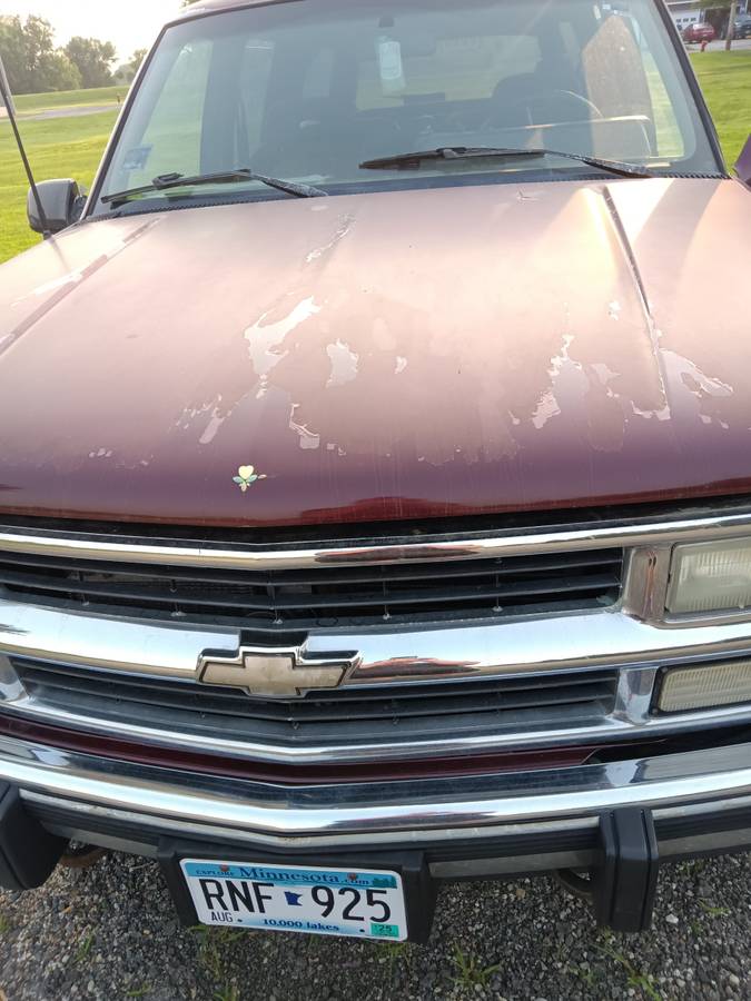 Chevy-suburban-1500-1994-red-15