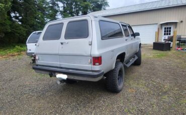 Chevy-suburban-1500-4x4-1990-grey-25