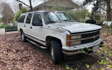 Chevy-suburban-1500-4x4-1993-white-3