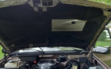 Chevy-suburban-1500-4x4-1994-12
