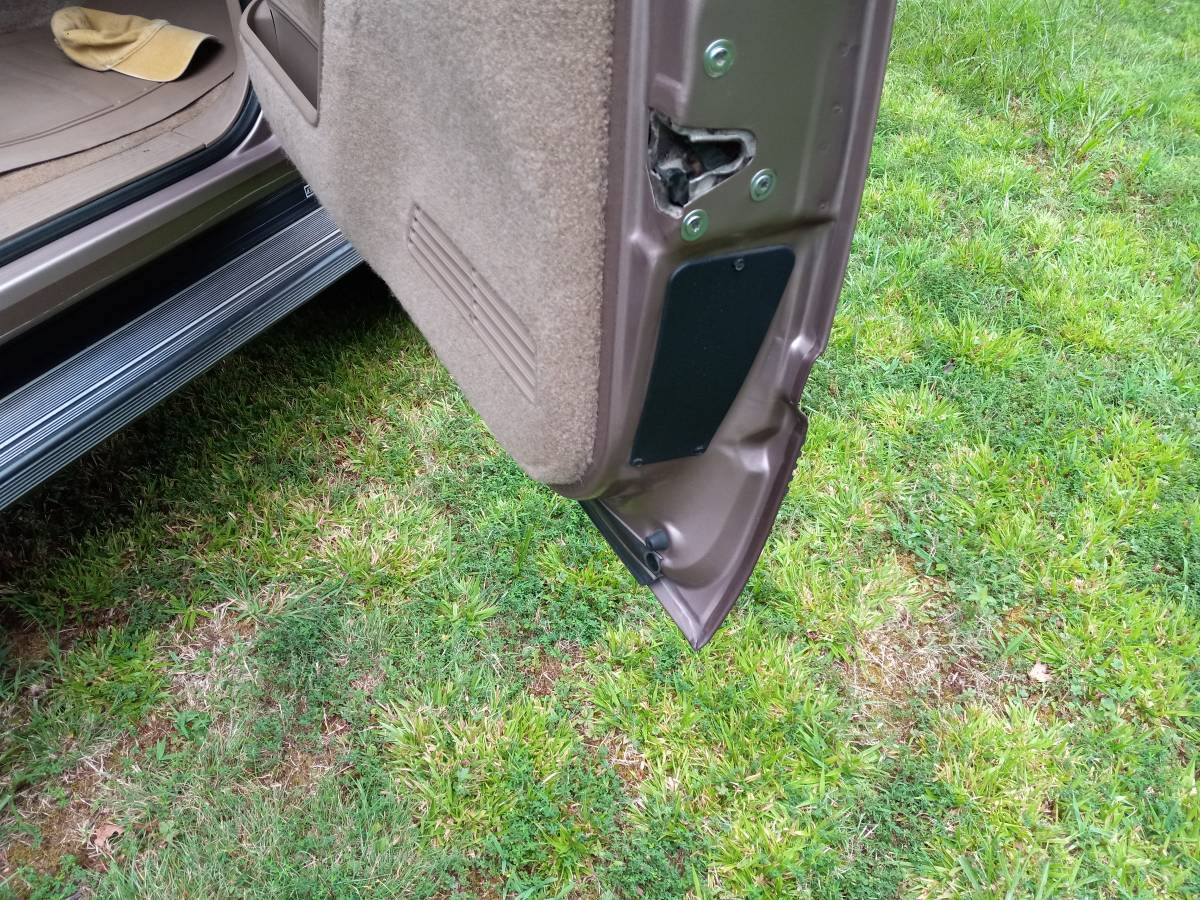 Chevy-suburban-1500-4x4-1994-6