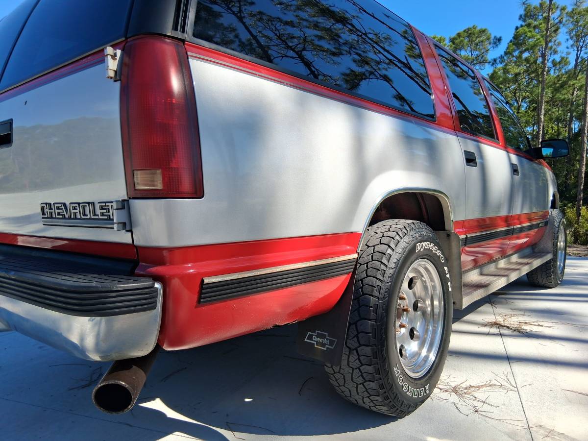 Chevy-suburban-1500-4x4-1995-10