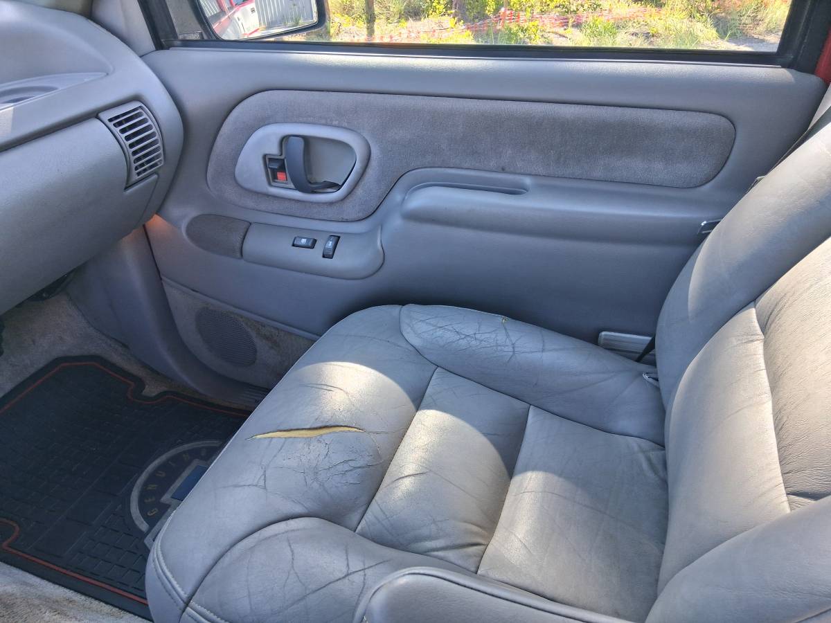 Chevy-suburban-1500-4x4-1995-21