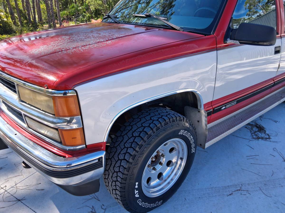 Chevy-suburban-1500-4x4-1995-4