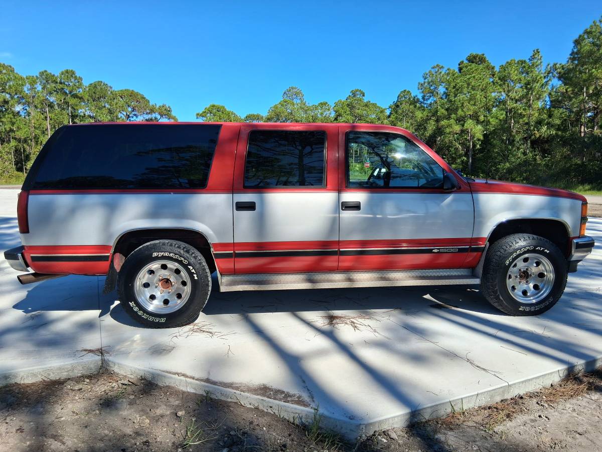 Chevy-suburban-1500-4x4-1995-5