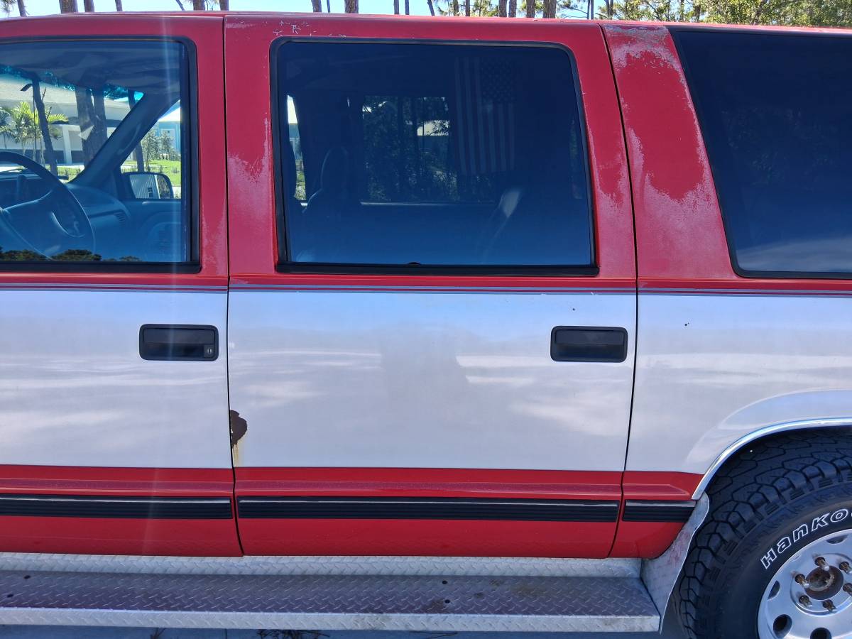 Chevy-suburban-1500-4x4-1995-7