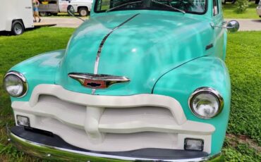 Chevy-suburban-1954-3