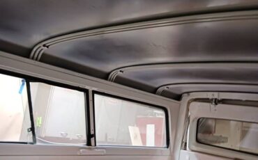 Chevy-suburban-1963-red-3