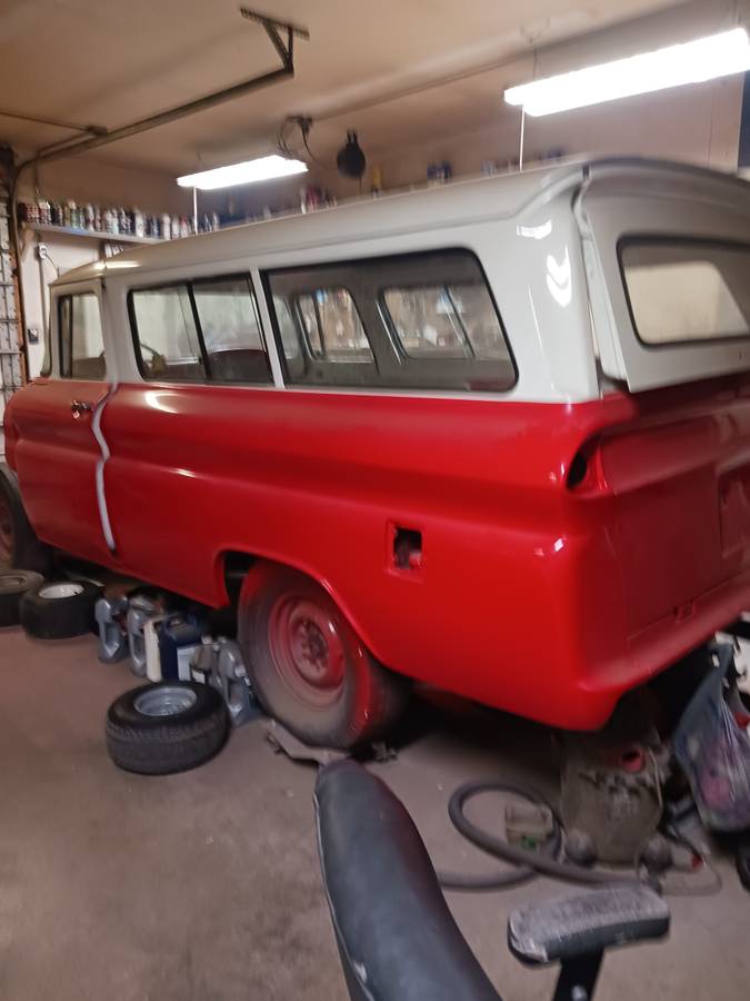 Chevy-suburban-1963-red-6