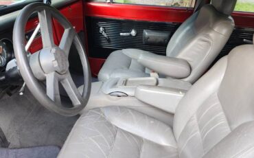 Chevy-suburban-1970-red-8