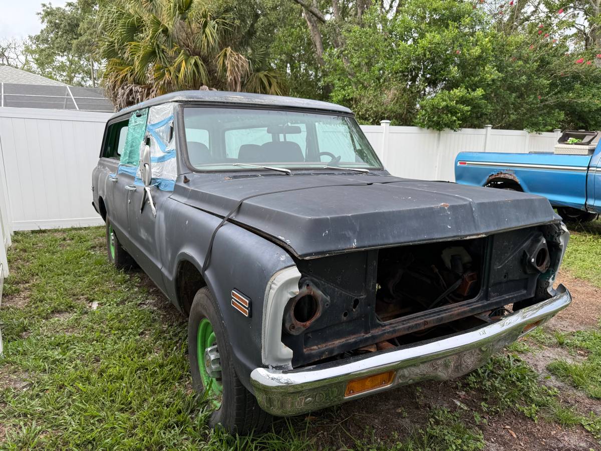 Chevy-suburban-1972-1