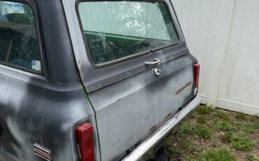 Chevy-suburban-1972-14
