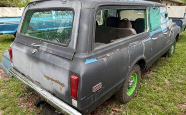 Chevy-suburban-1972-2