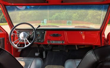 Chevy-suburban-1972-red-17