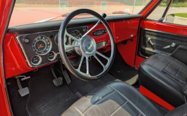 Chevy-suburban-1972-red-5