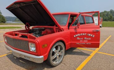 Chevy-suburban-1972-red-6