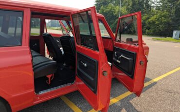 Chevy-suburban-1972-red-9