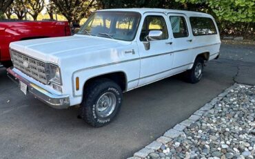 Chevy-suburban-1977-white-2