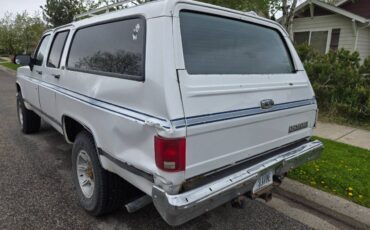 Chevy-suburban-1991-white-5