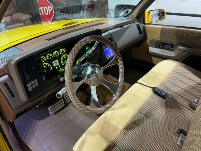 Chevy-suburban-1994-14