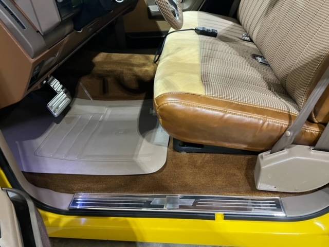 Chevy-suburban-1994-4