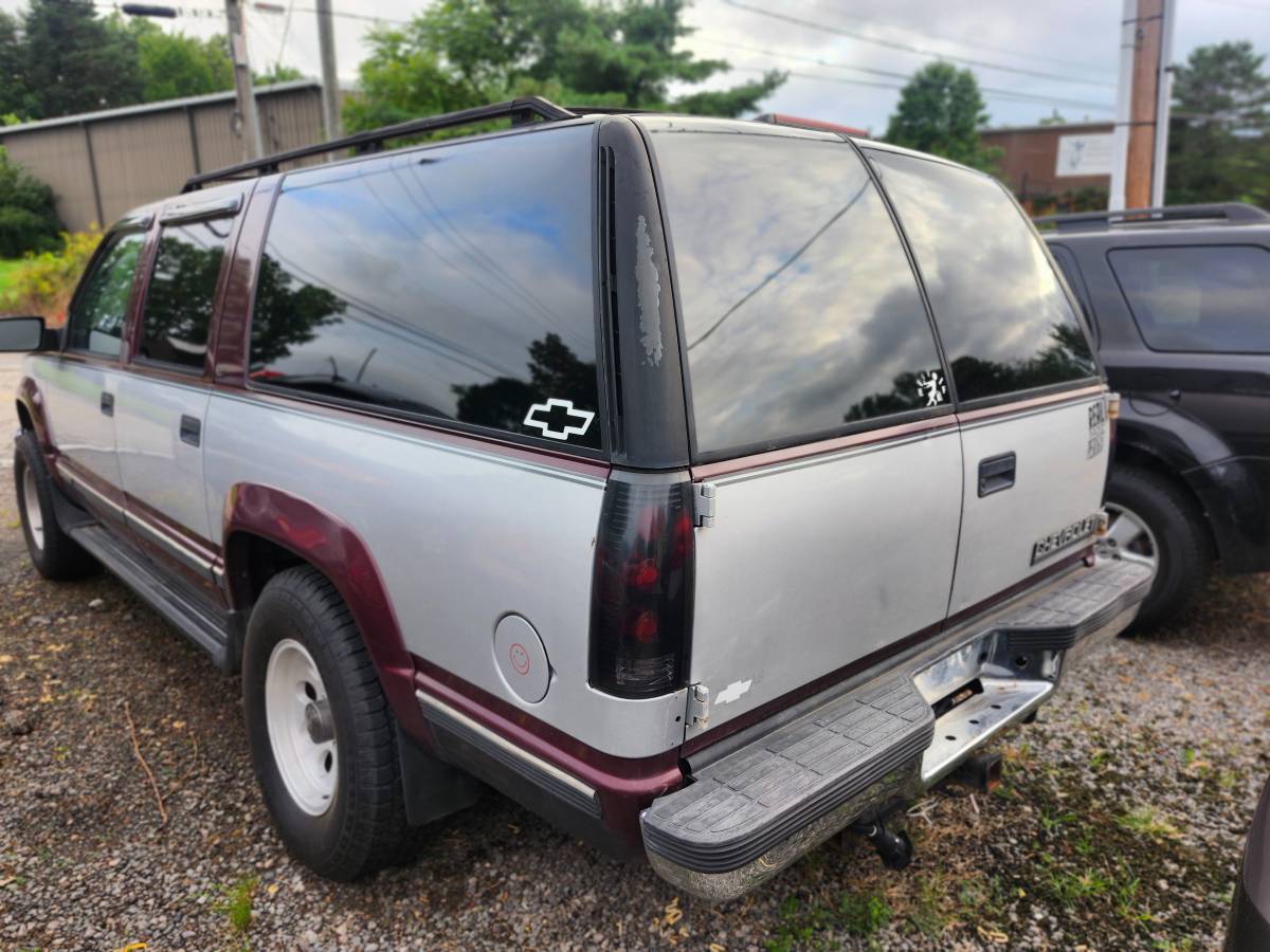 Chevy-suburban-1995-3