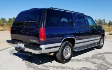 Chevy-suburban-2500-1995-blue-1