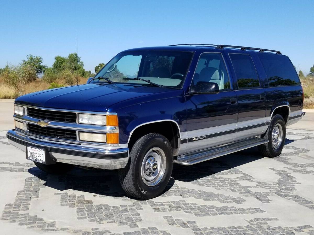 Chevy-suburban-2500-1995-blue-8